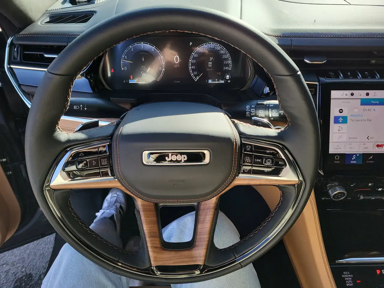 Jeep Grand Cherokee снимка Jeep Grand Cherokee