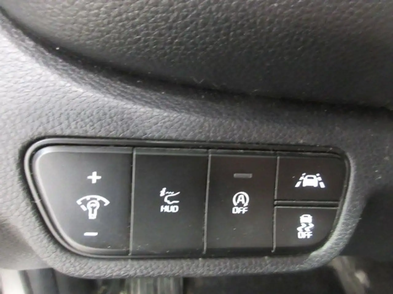 Kia Seltos photo Kia Seltos