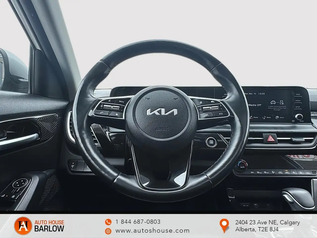 Kia Seltos photo Kia Seltos