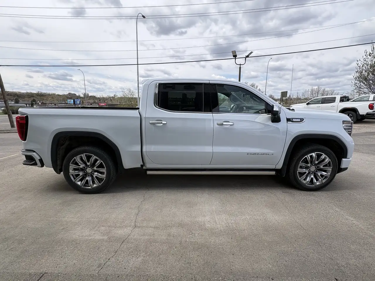 GMC Sierra 1500 снимка GMC Sierra 1500
