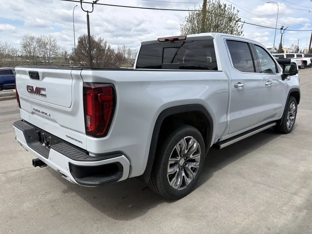 GMC Sierra 1500 снимка GMC Sierra 1500