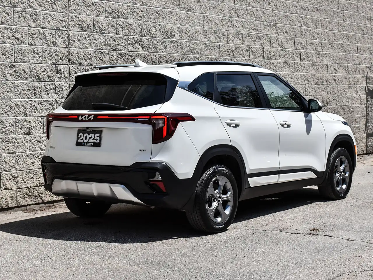 Kia Seltos photo Kia Seltos
