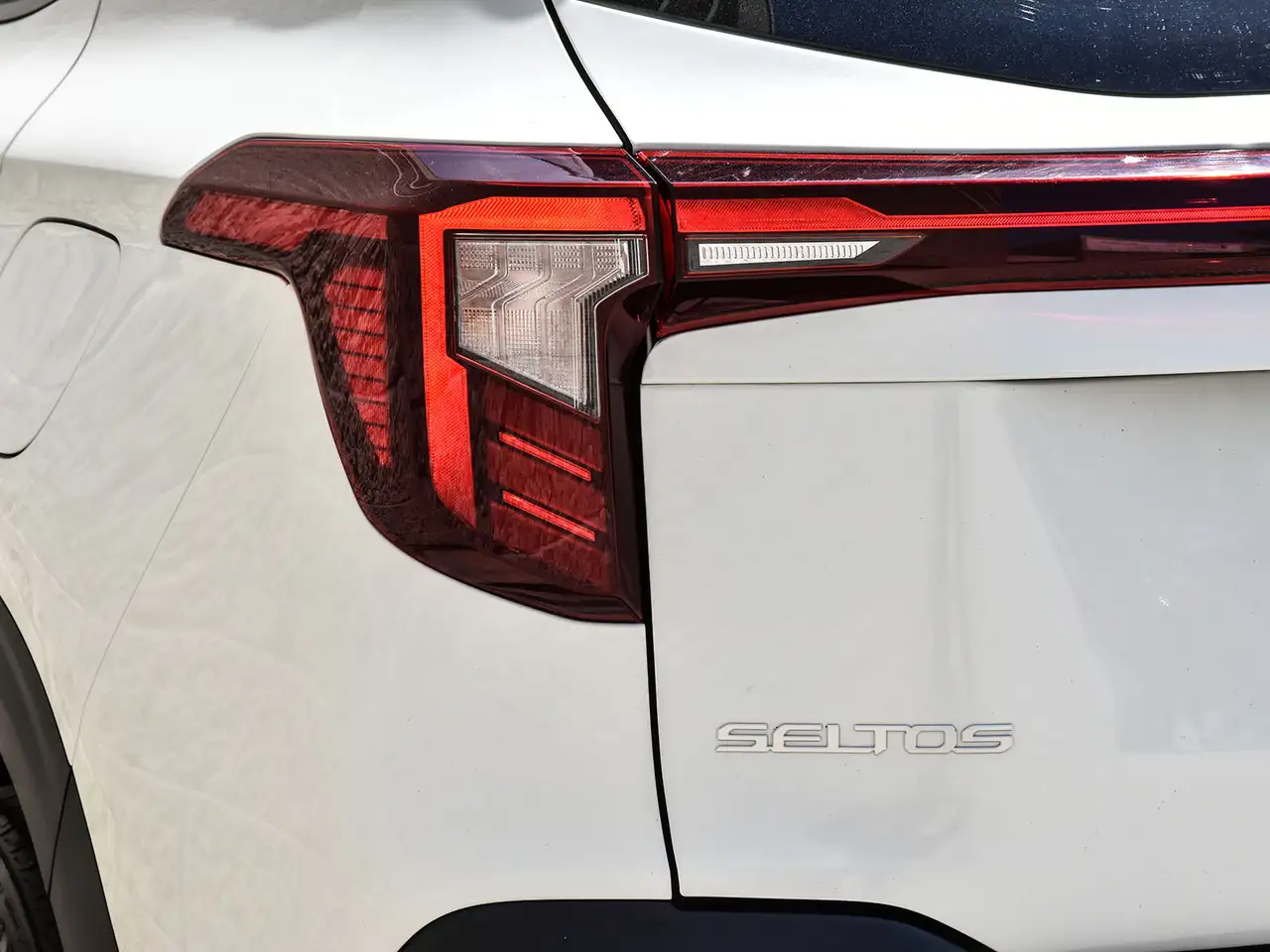 Kia Seltos photo Kia Seltos
