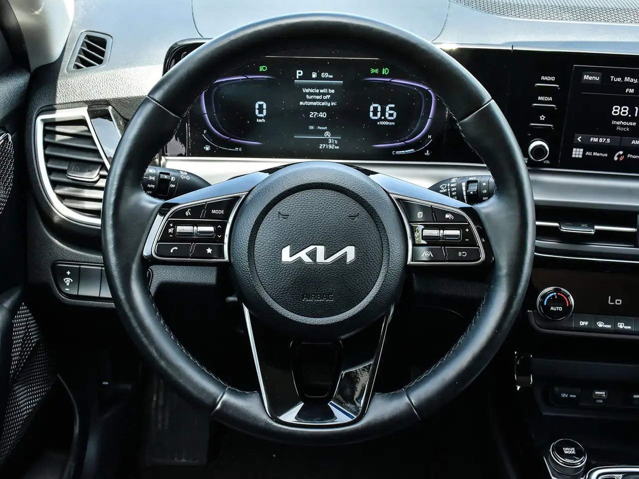 Kia Seltos photo Kia Seltos