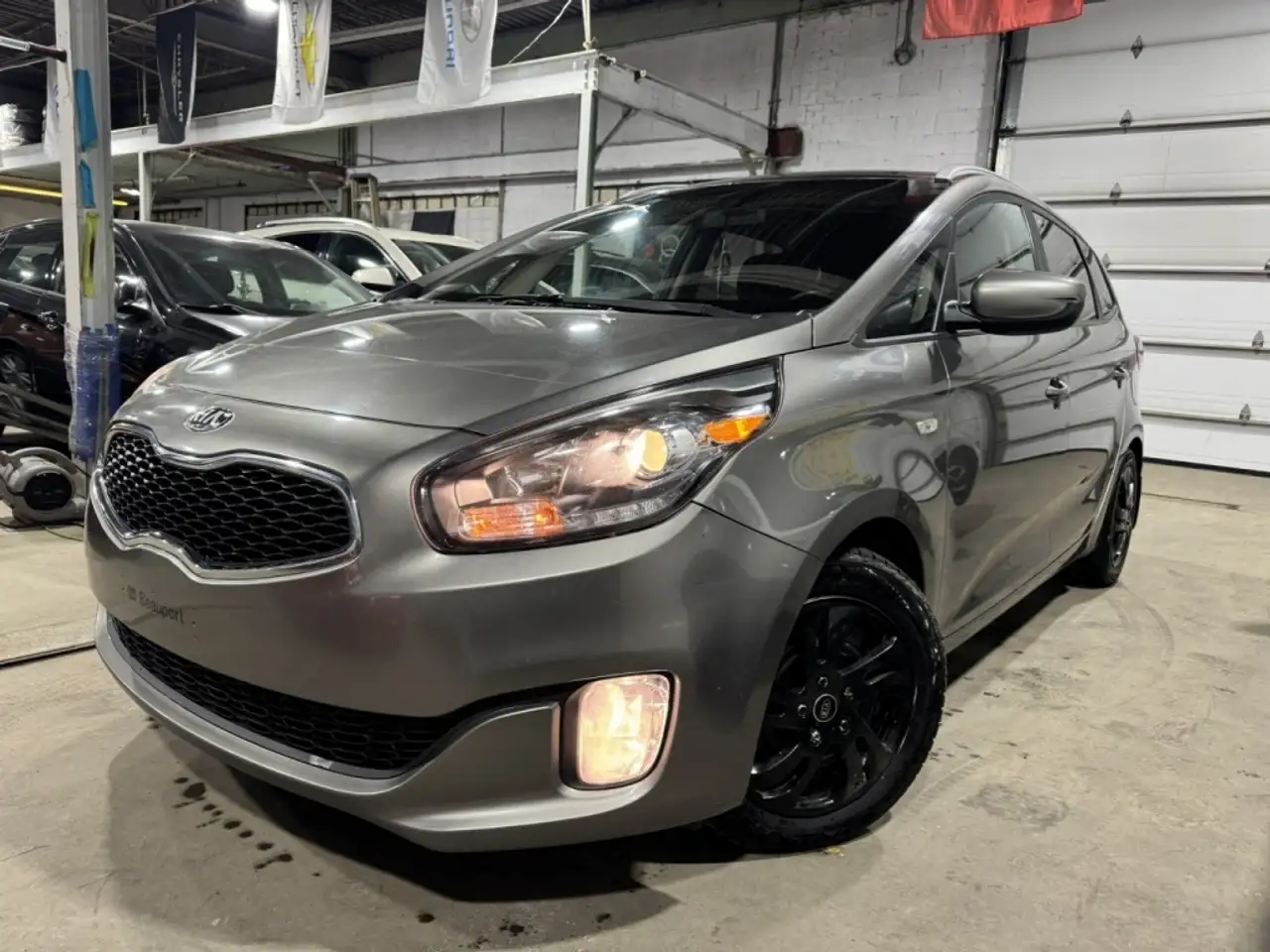 2015 Kia Rondo