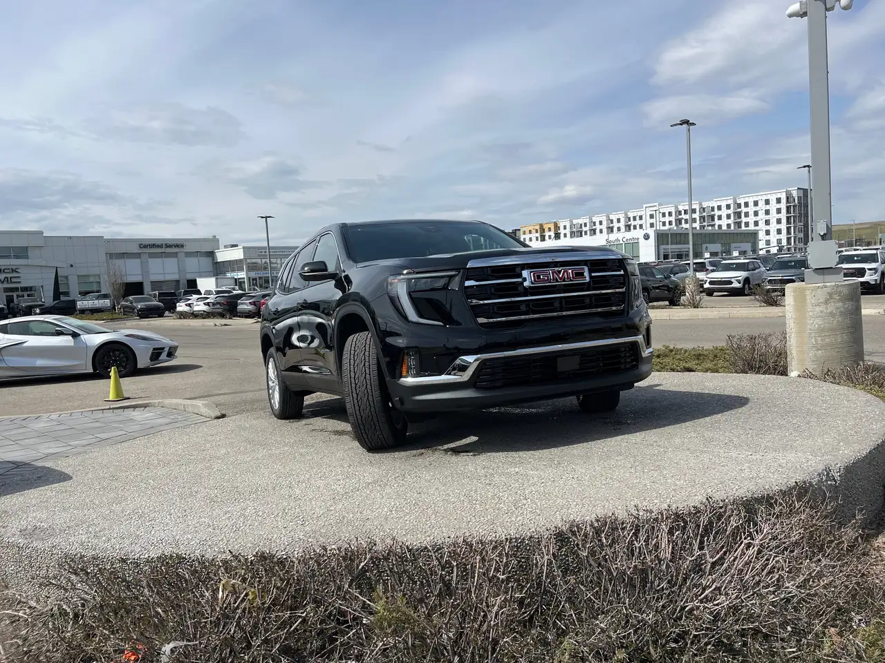 GMC Acadia снимка GMC Acadia