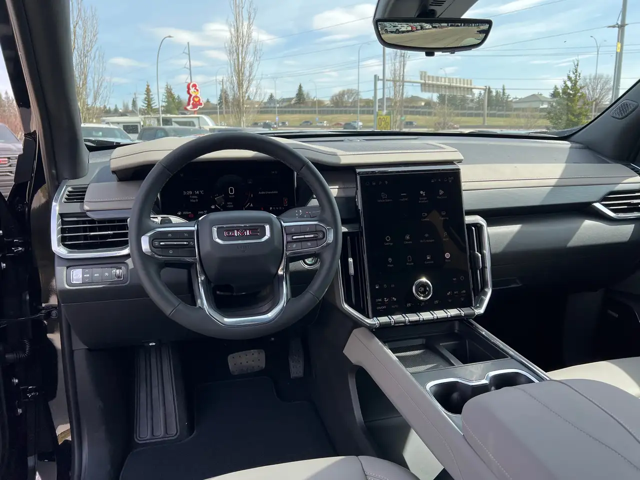 GMC Acadia снимка GMC Acadia
