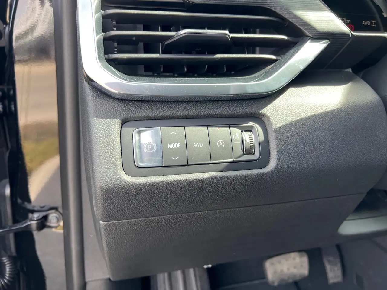 GMC Acadia снимка GMC Acadia