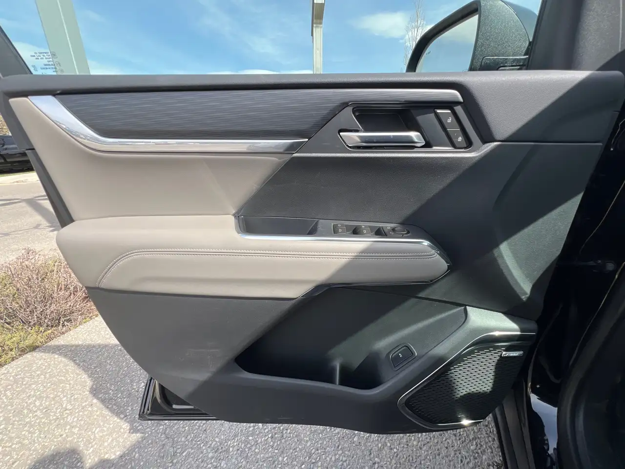 GMC Acadia снимка GMC Acadia