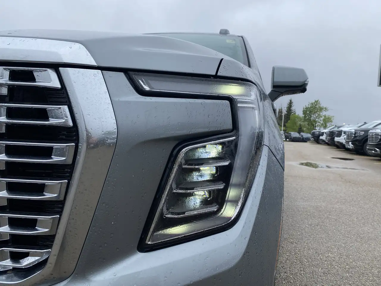 GMC Yukon снимка GMC Yukon