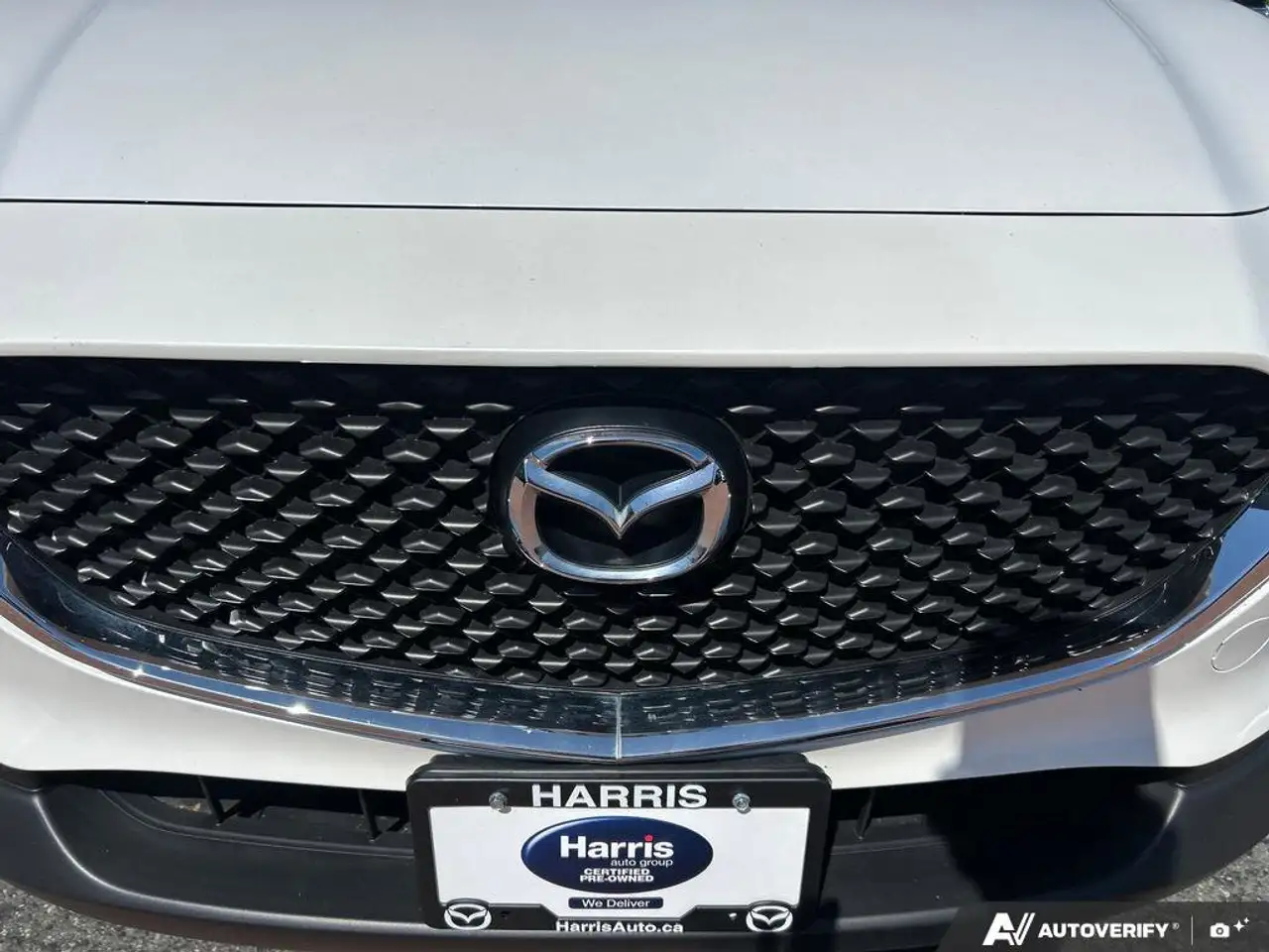 Mazda CX-30 photo Mazda CX-30
