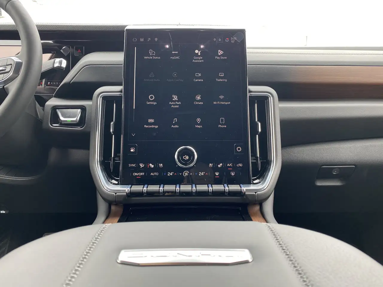 GMC Yukon снимка GMC Yukon