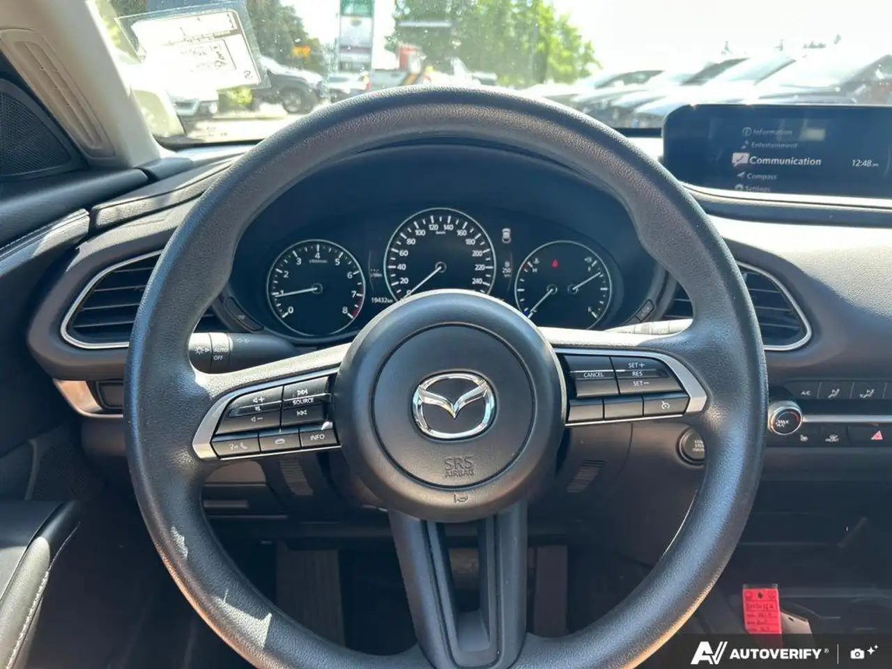Mazda CX-30 photo Mazda CX-30