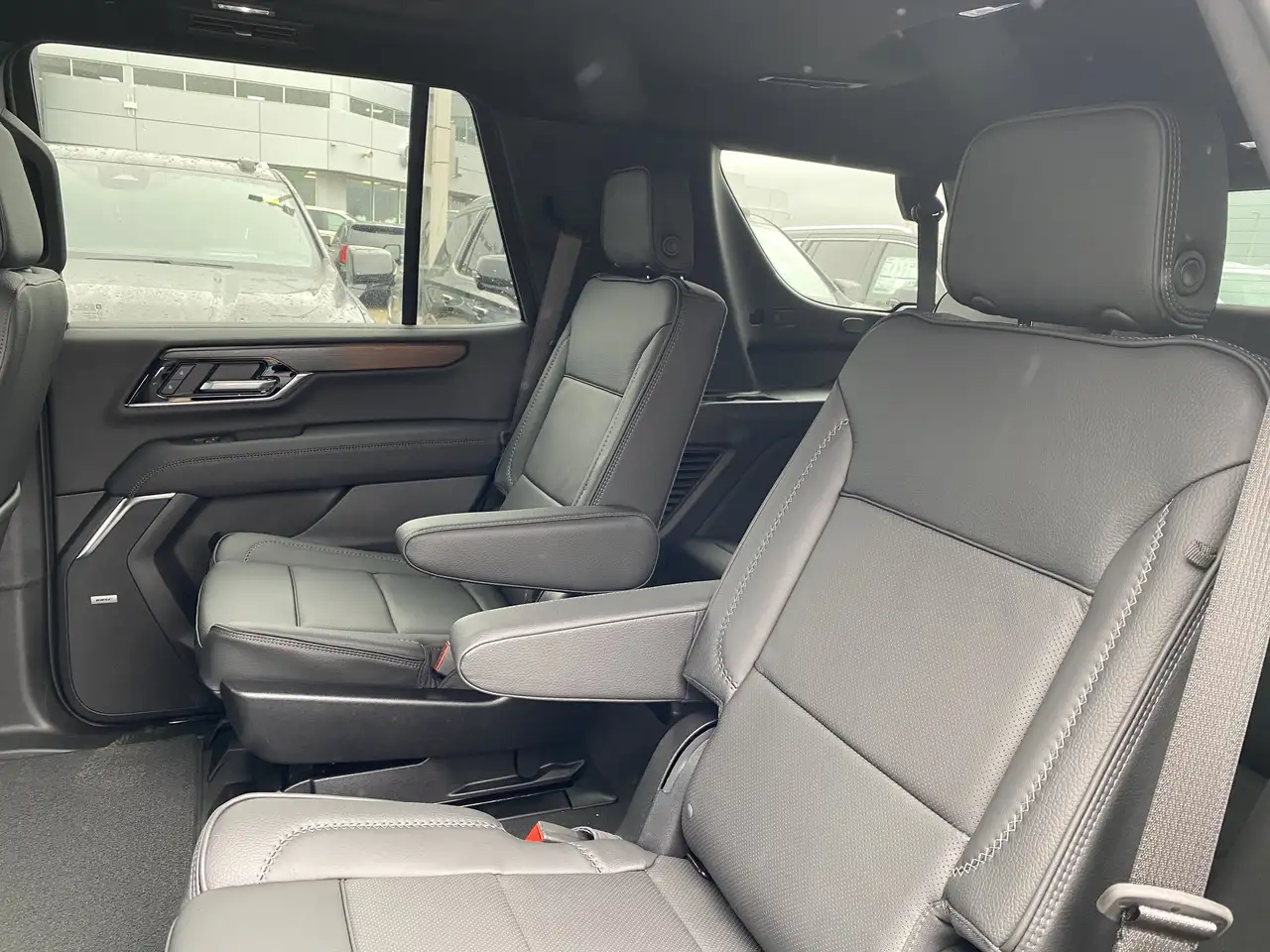 GMC Yukon снимка GMC Yukon