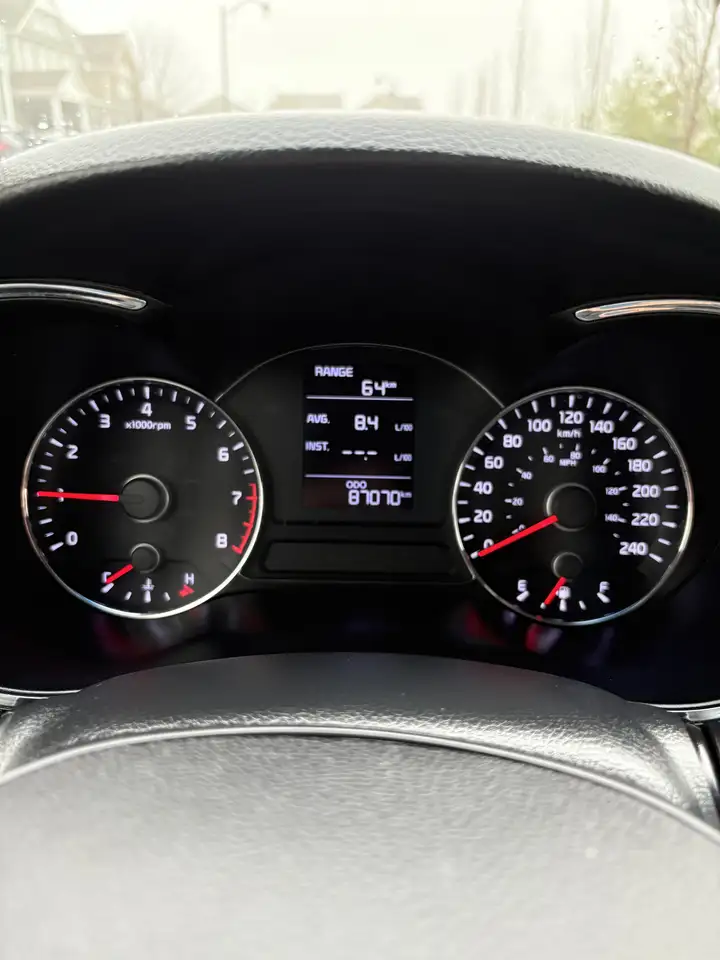 Kia Forte снимка Kia Forte