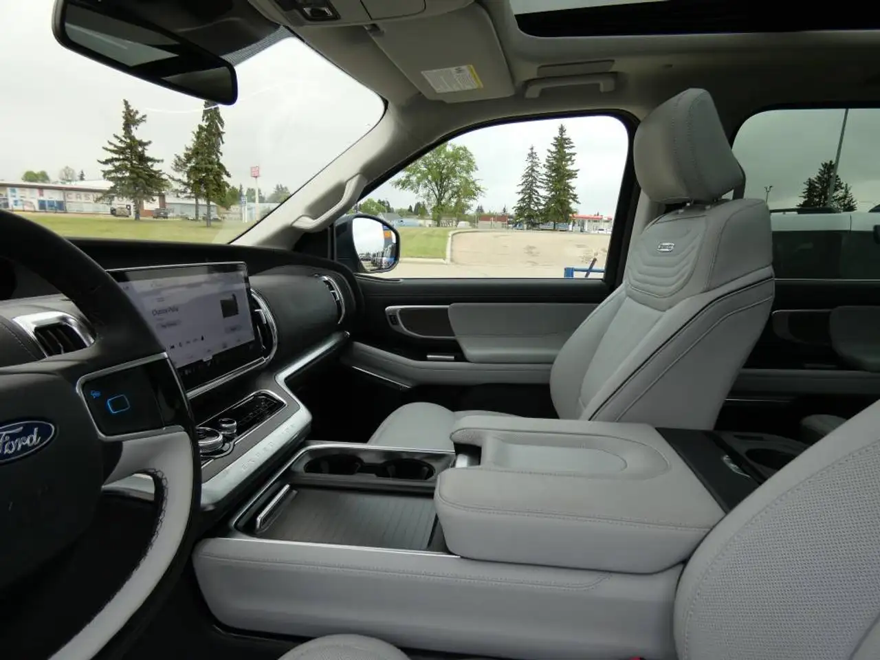 Ford Expedition photo Ford Expedition