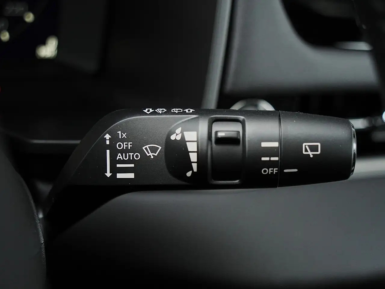 Mitsubishi Outlander photo Mitsubishi Outlander