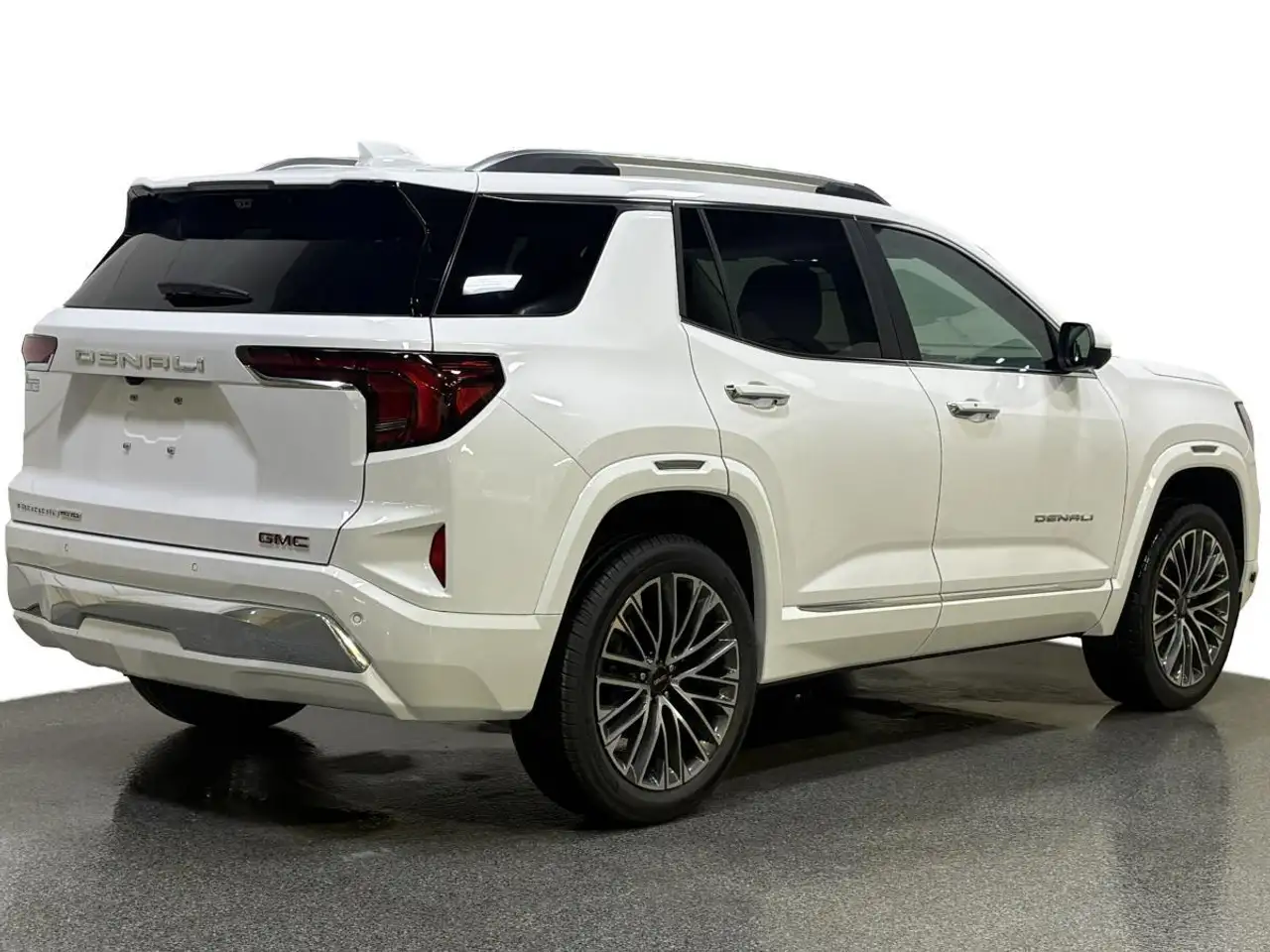 GMC Terrain photo GMC Terrain