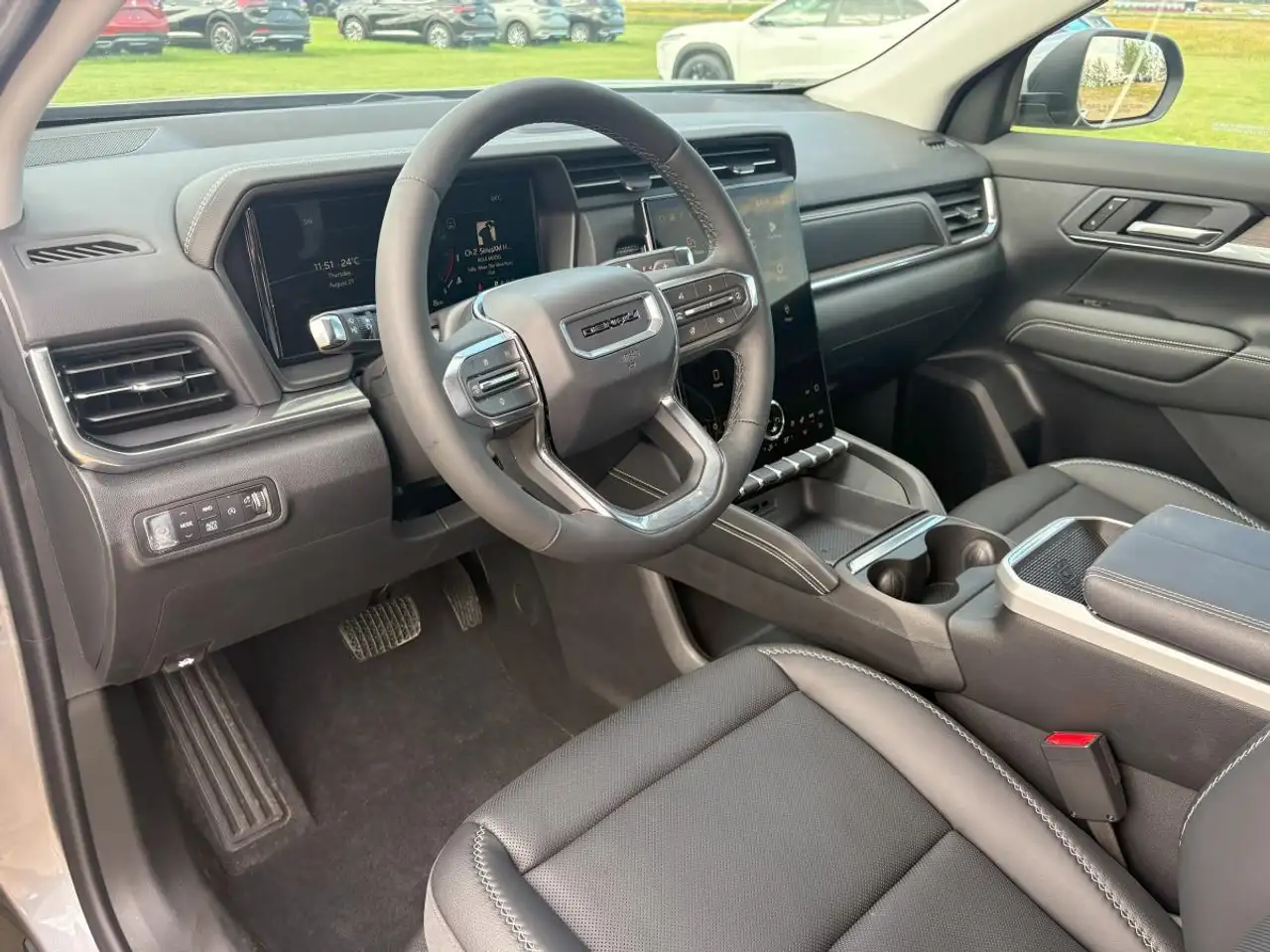 GMC Terrain photo GMC Terrain
