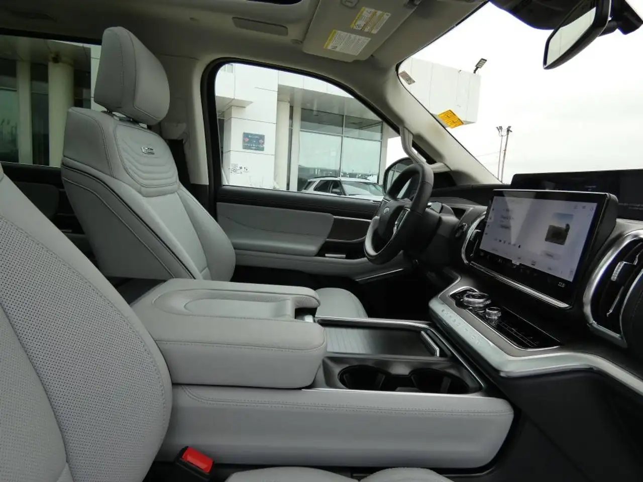 Ford Expedition photo Ford Expedition