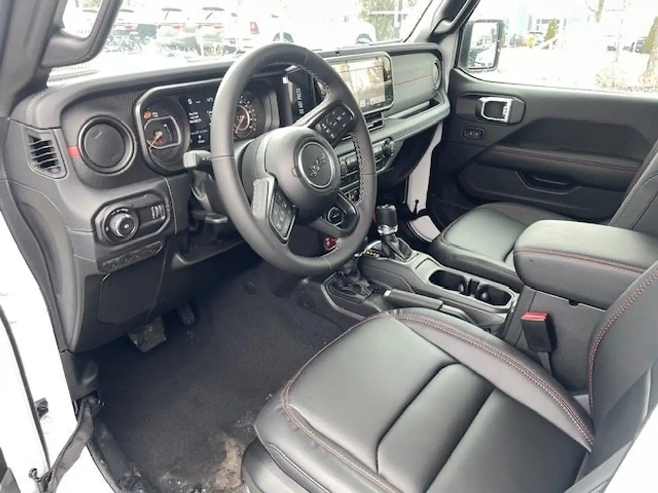 Jeep Wrangler снимка Jeep Wrangler
