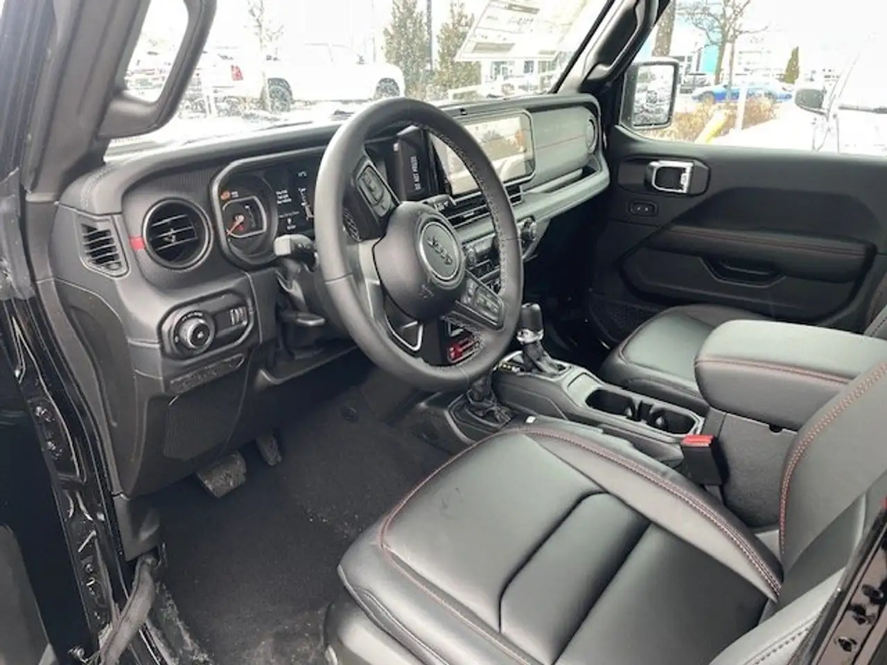 Jeep Wrangler снимка Jeep Wrangler