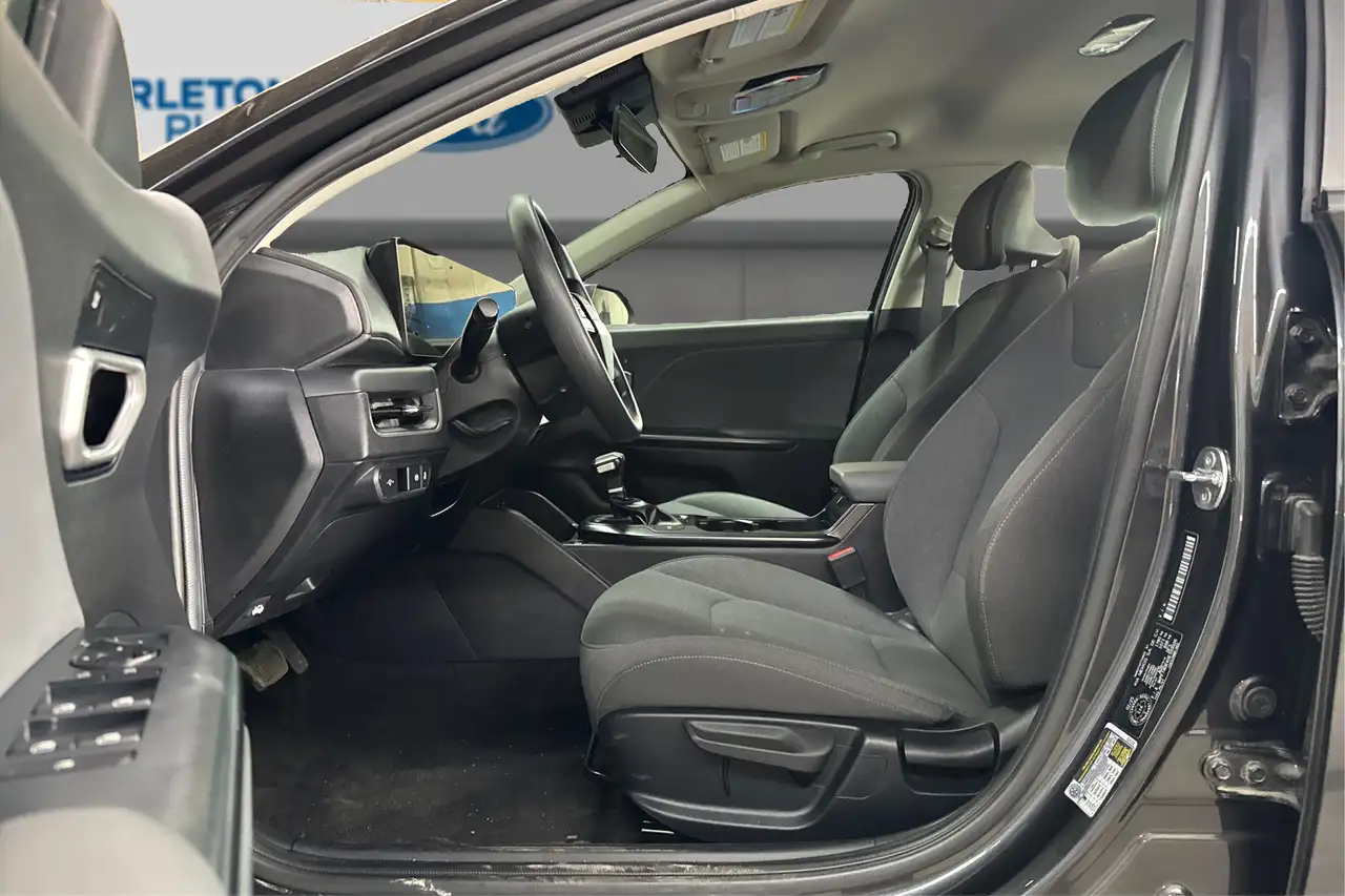 Kia K4 снимка Kia K4