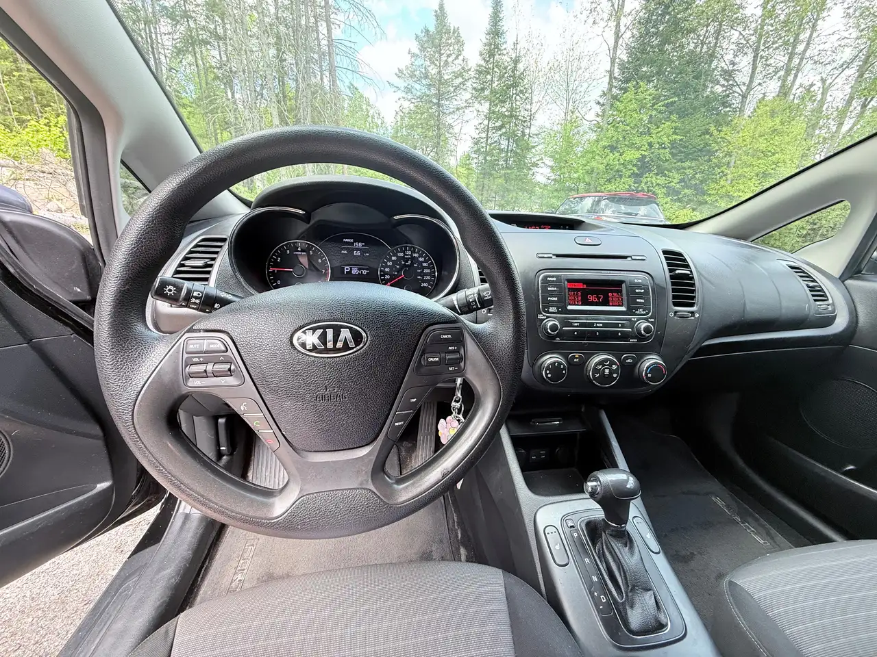 Kia Forte снимка Kia Forte