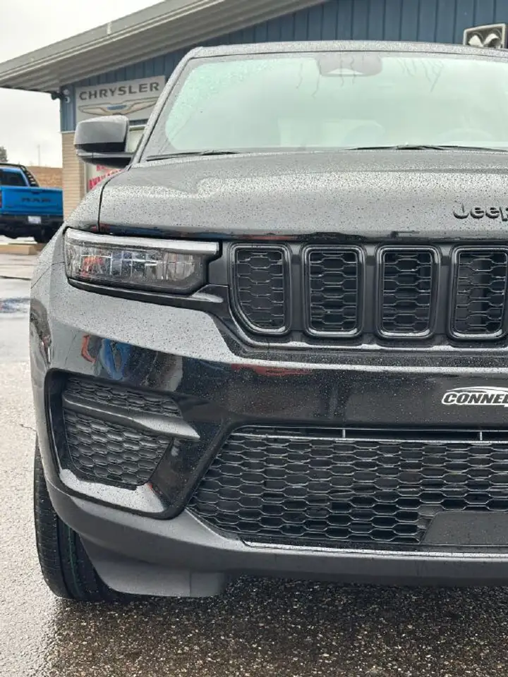 Jeep Grand Cherokee photo Jeep Grand Cherokee