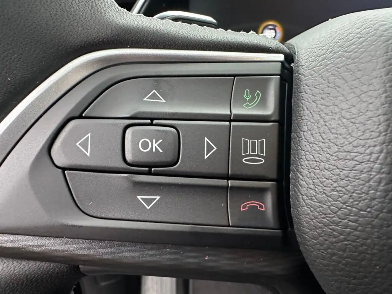 Jeep Grand Cherokee photo Jeep Grand Cherokee