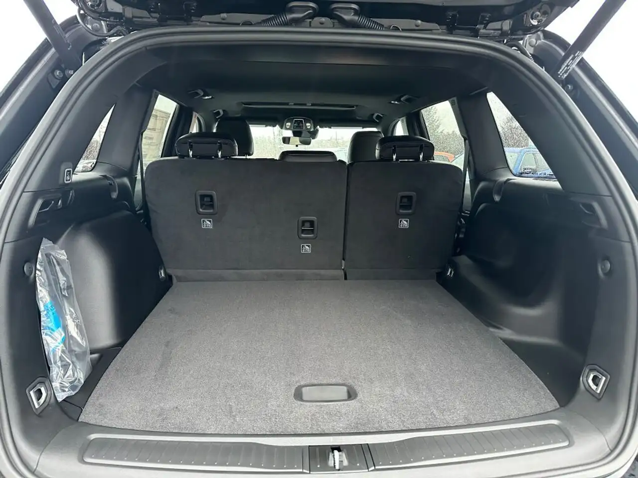 Jeep Grand Cherokee photo Jeep Grand Cherokee