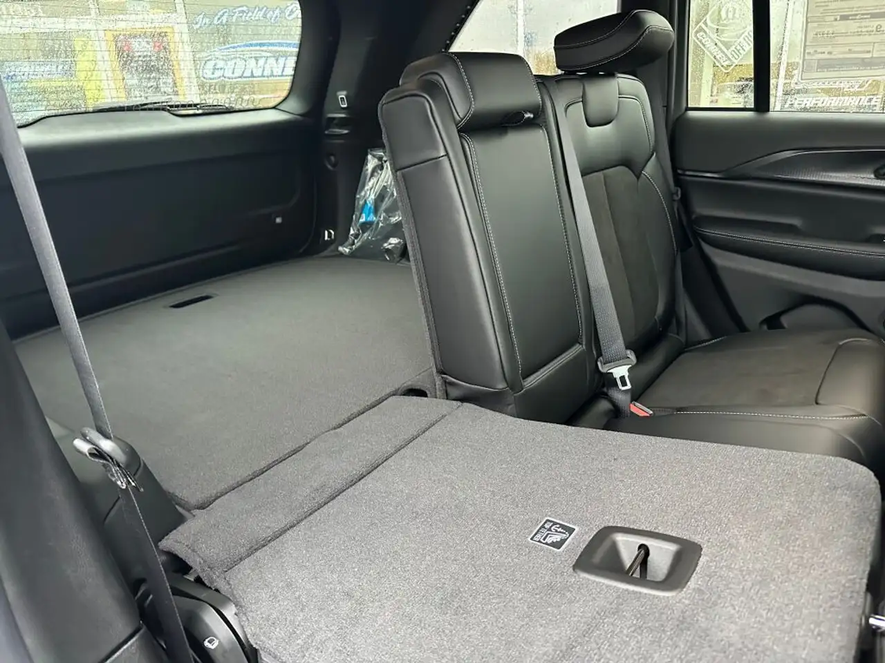 Jeep Grand Cherokee photo Jeep Grand Cherokee