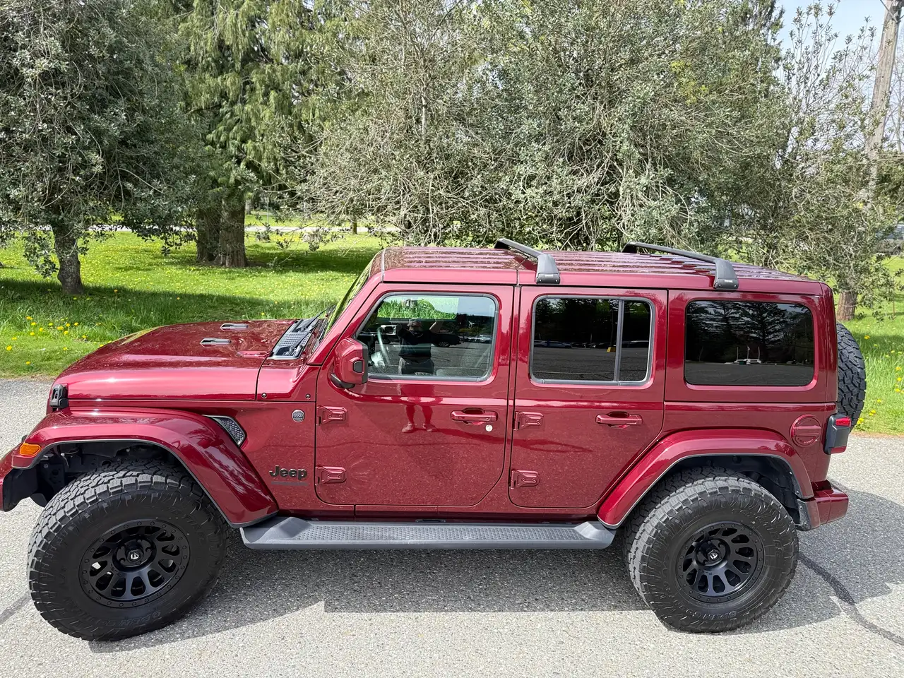 Jeep Wrangler photo Jeep Wrangler