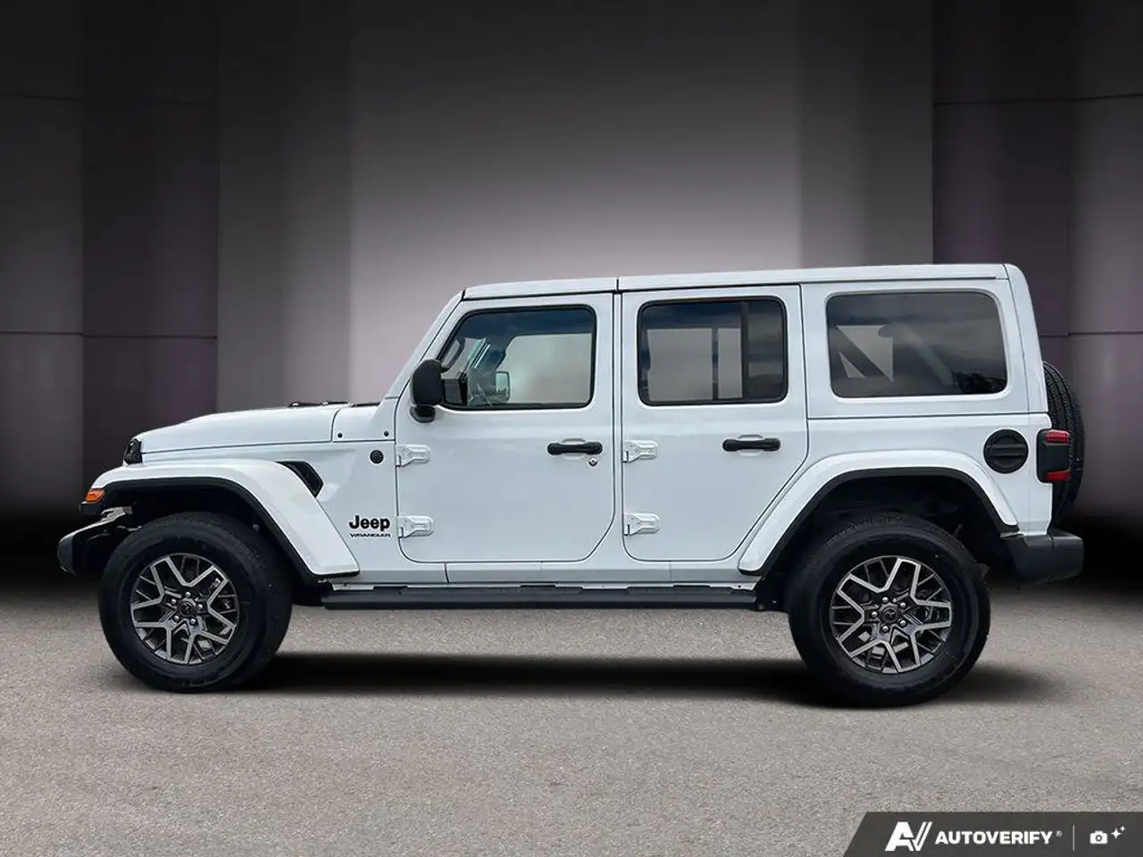 Jeep Wrangler снимка Jeep Wrangler