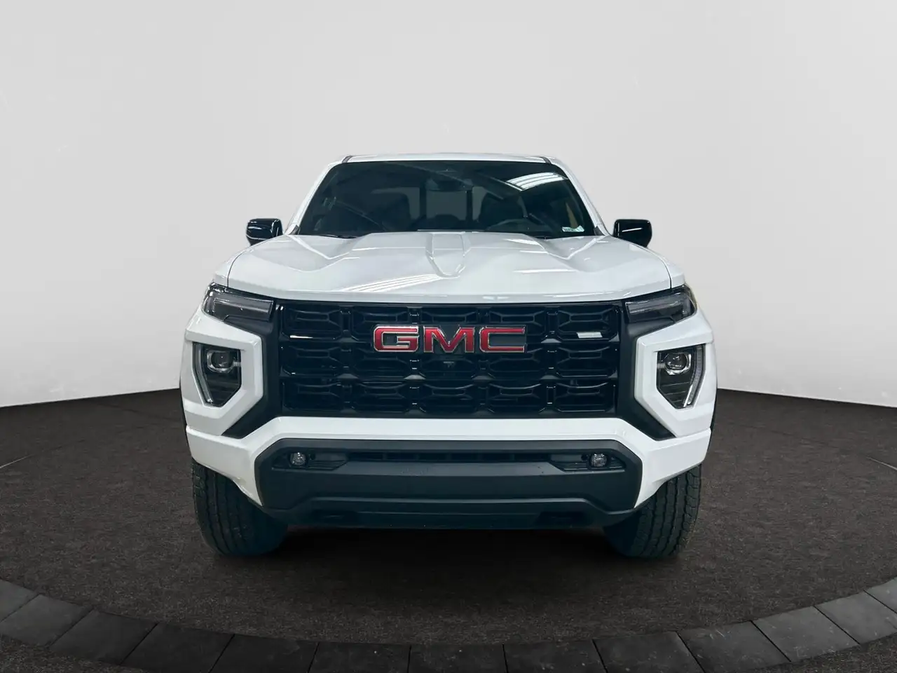 GMC Canyon снимка GMC Canyon