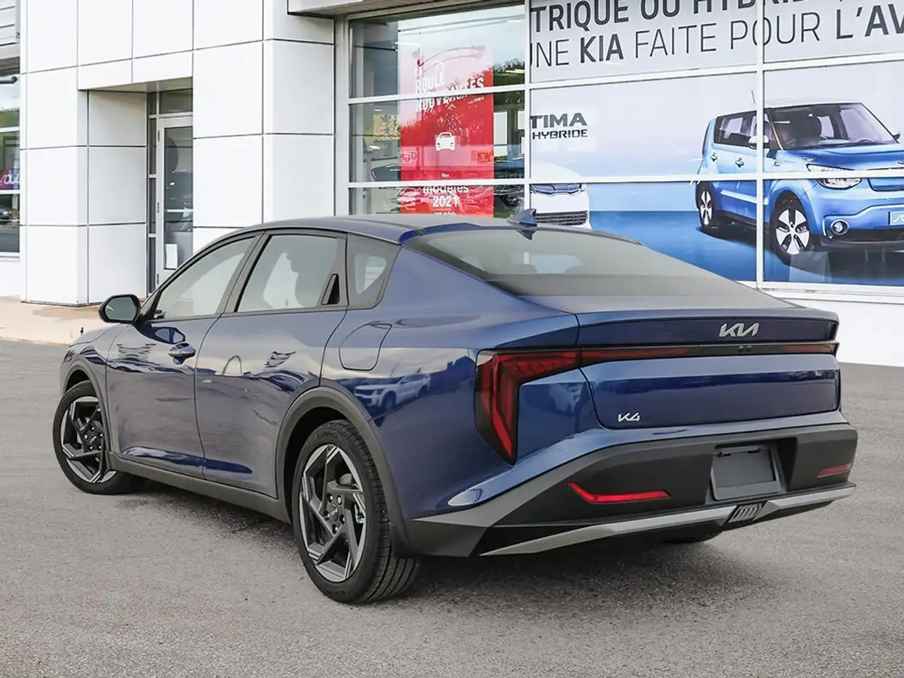 Kia K4 снимка Kia K4