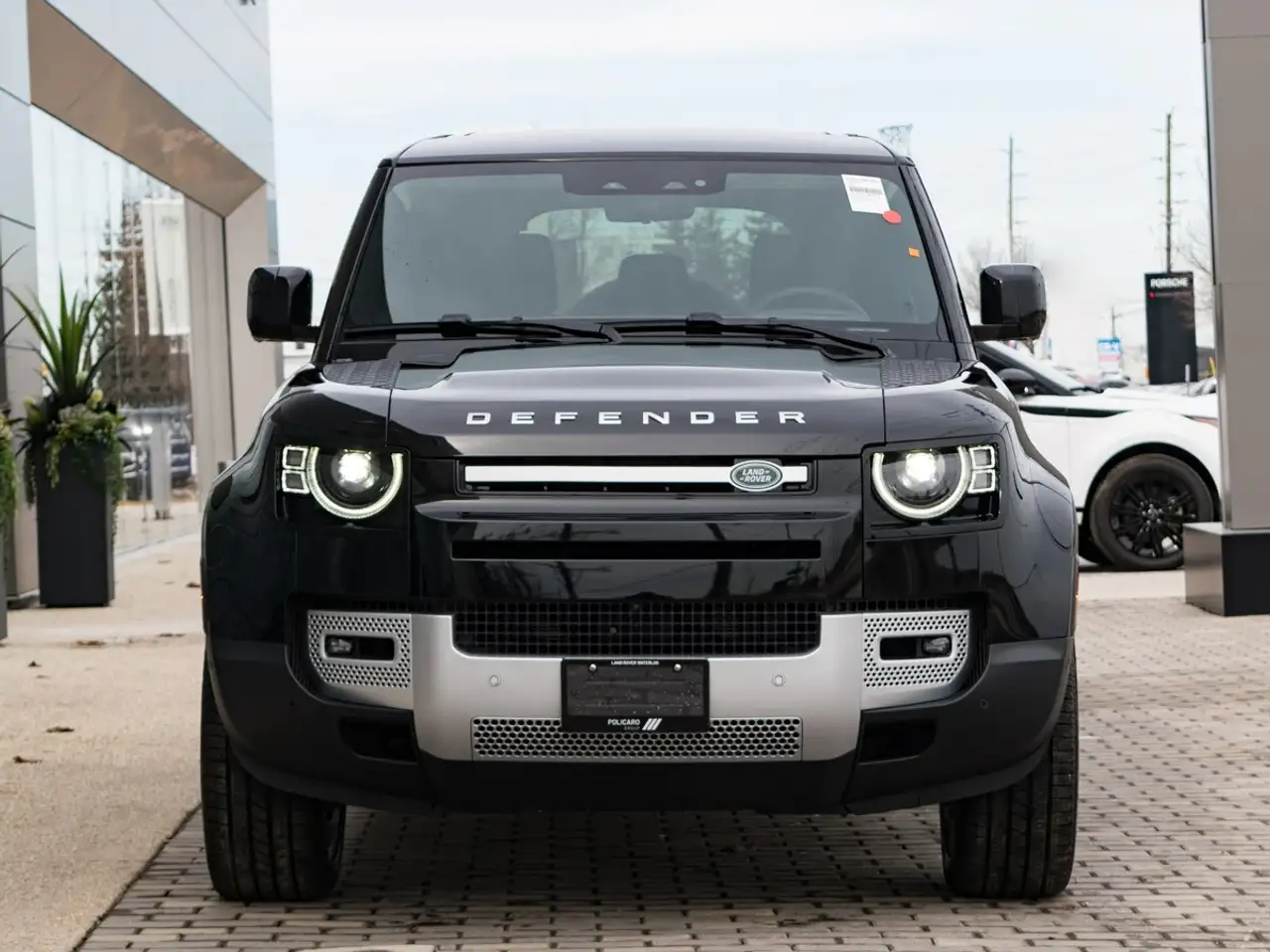 Land Rover Defender photo Land Rover Defender