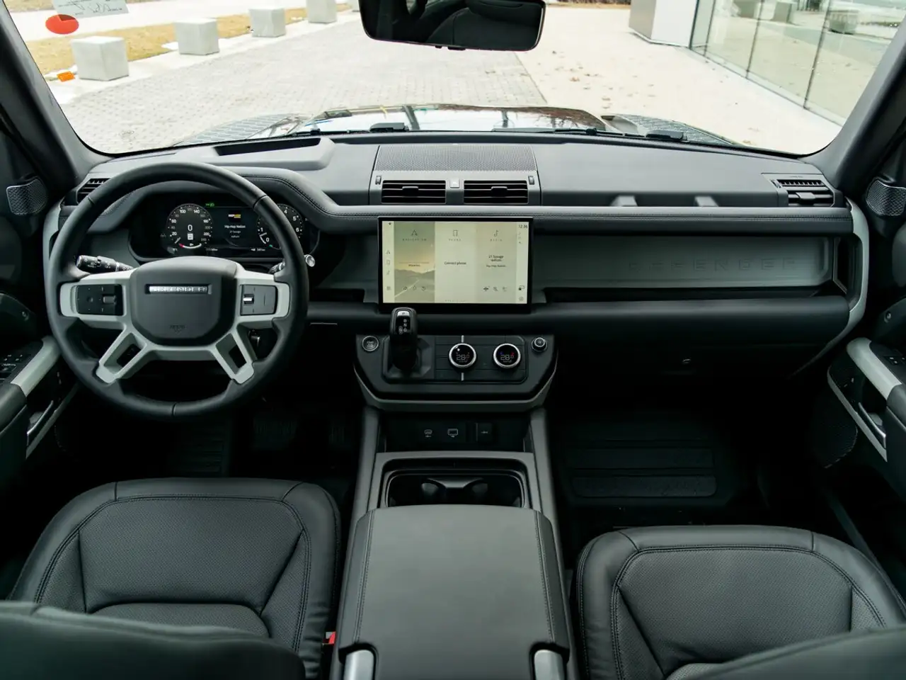 Land Rover Defender photo Land Rover Defender