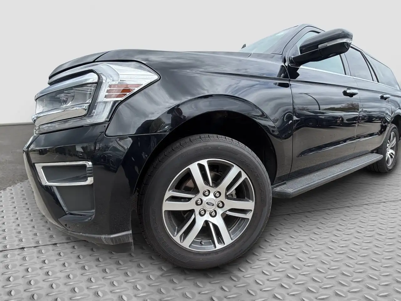 Ford Expedition снимка Ford Expedition