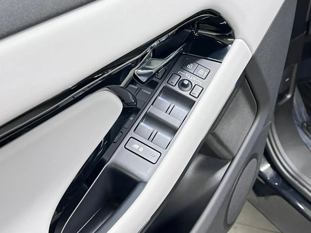 Land Rover Range Rover Evoque снимка Land Rover Range Rover Evoque