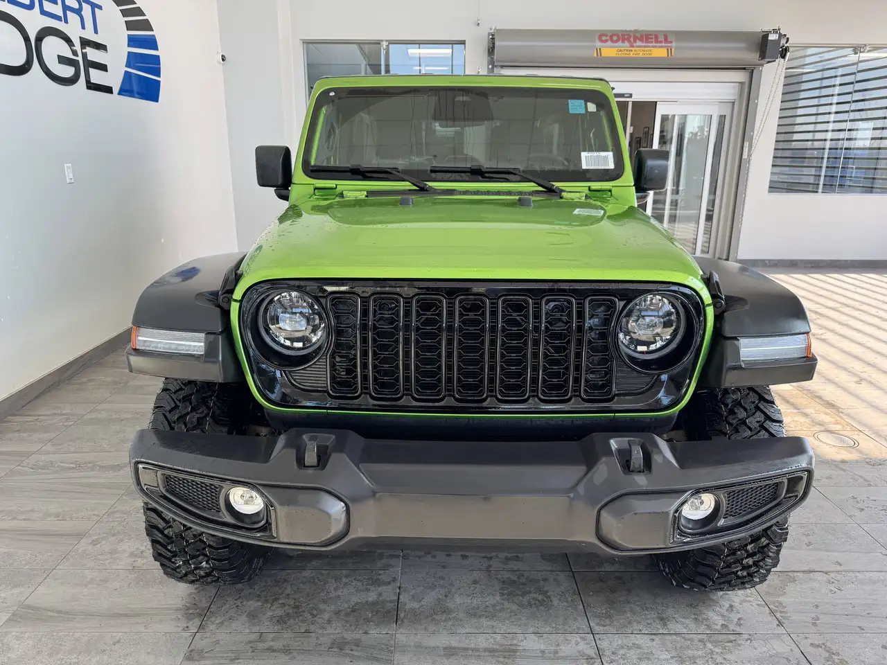 Jeep Wrangler снимка Jeep Wrangler