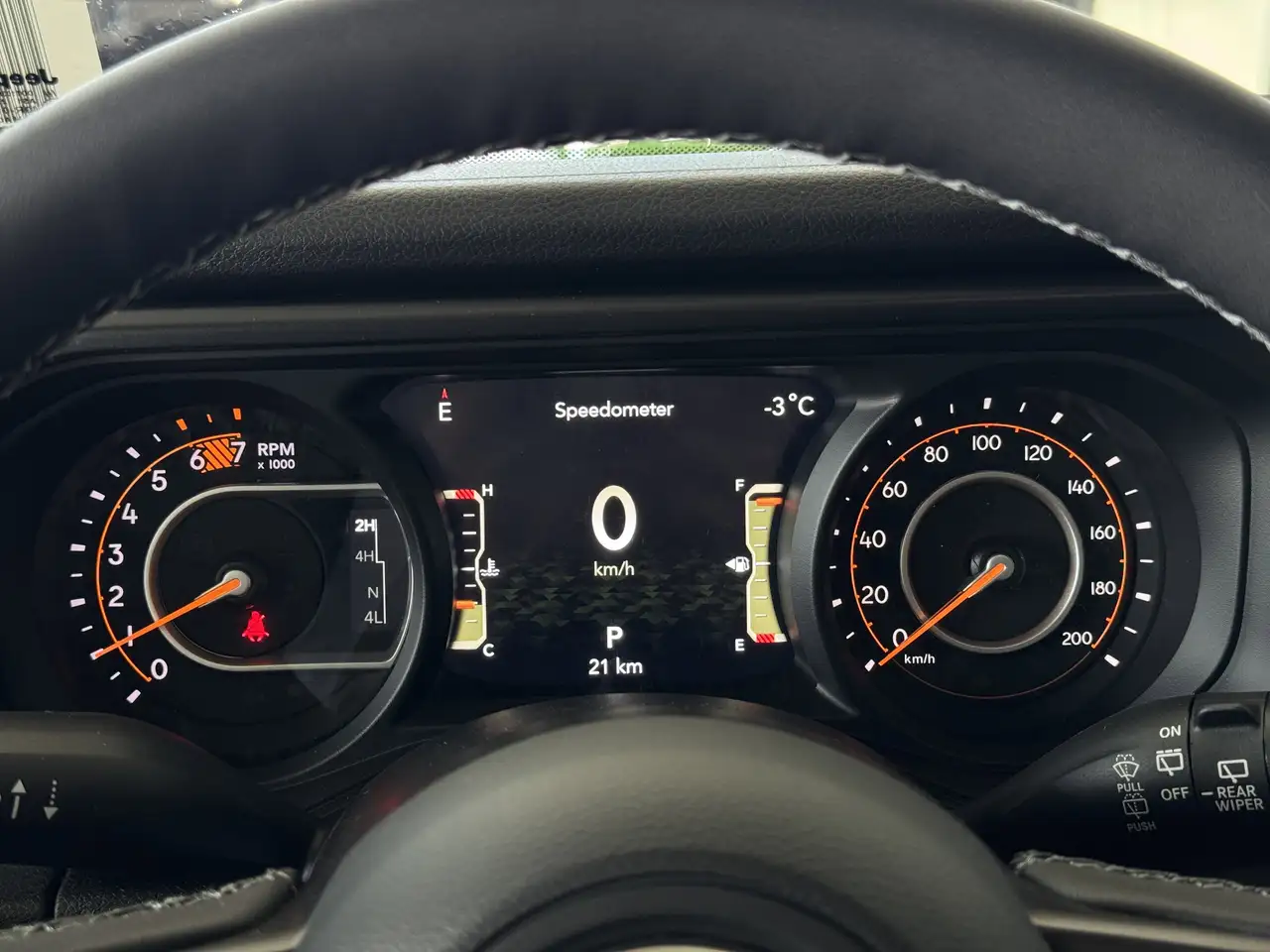 Jeep Wrangler снимка Jeep Wrangler