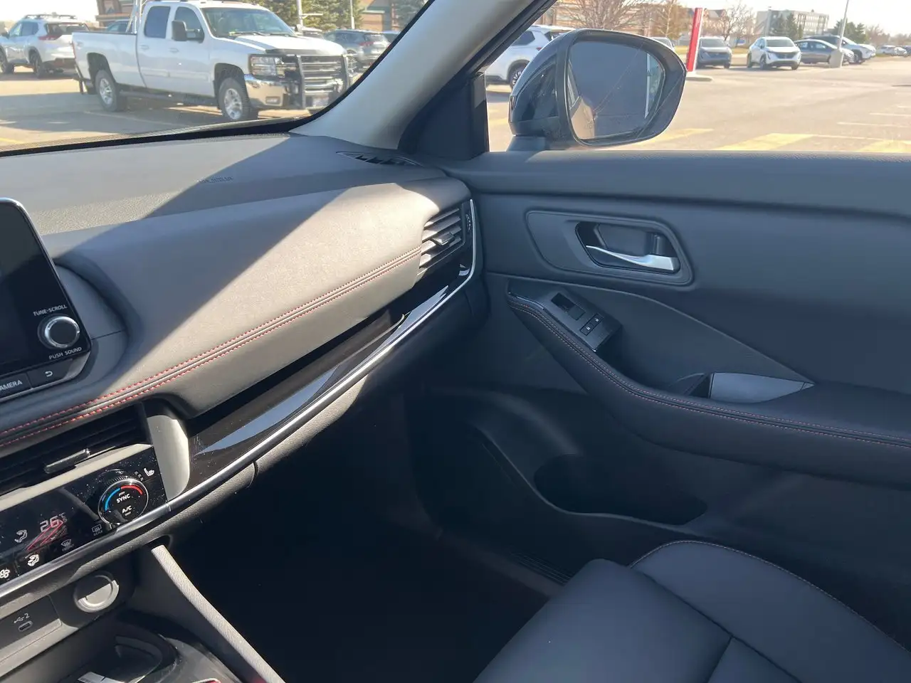 Nissan Rogue photo Nissan Rogue