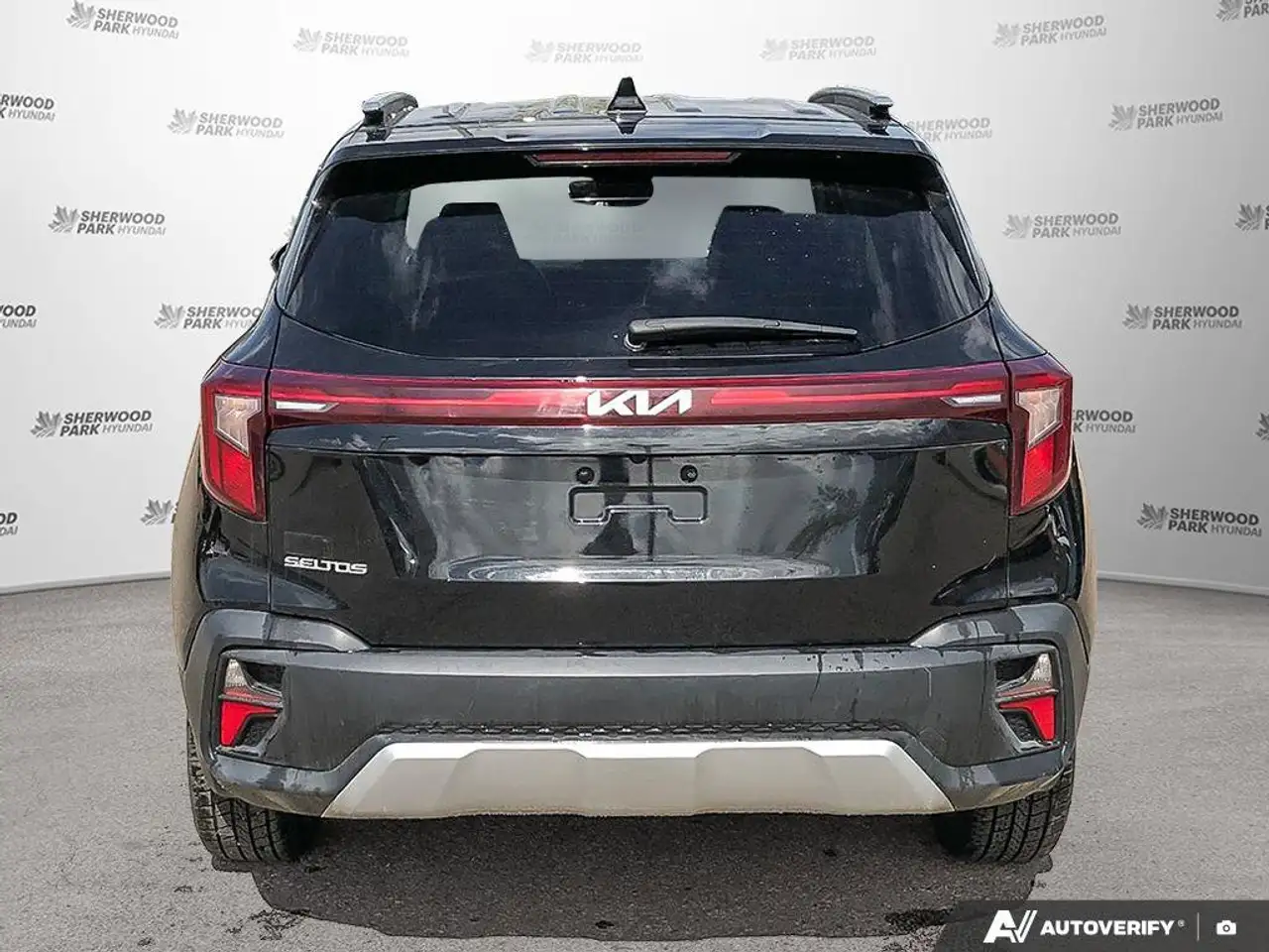 Kia Seltos photo Kia Seltos