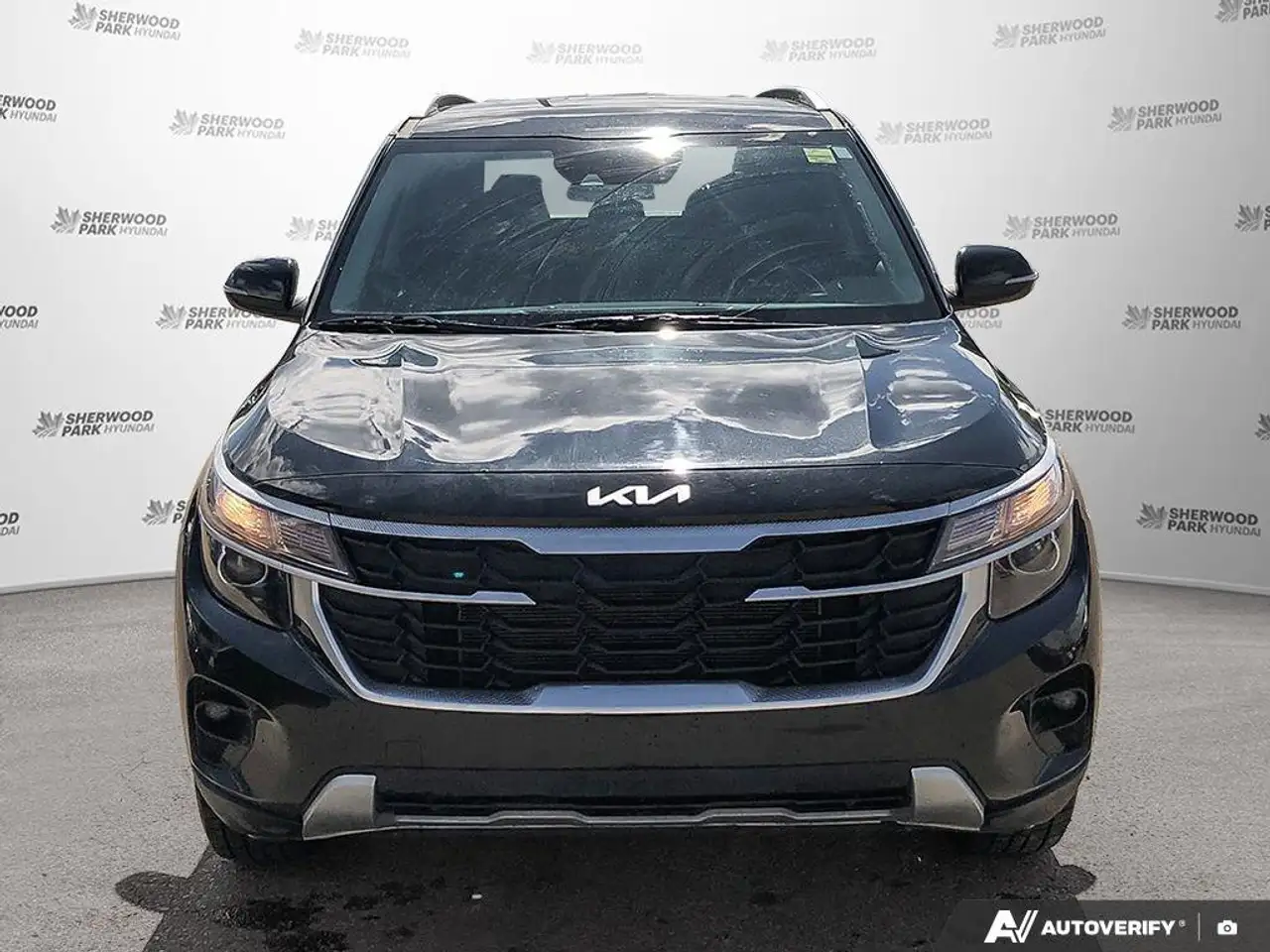 Kia Seltos photo Kia Seltos