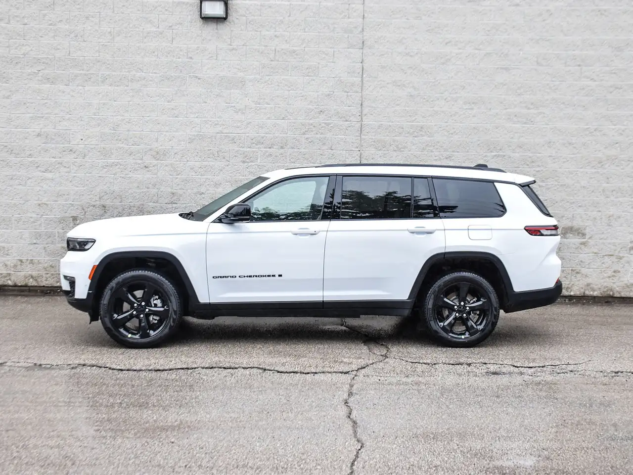 Jeep Grand Cherokee photo Jeep Grand Cherokee