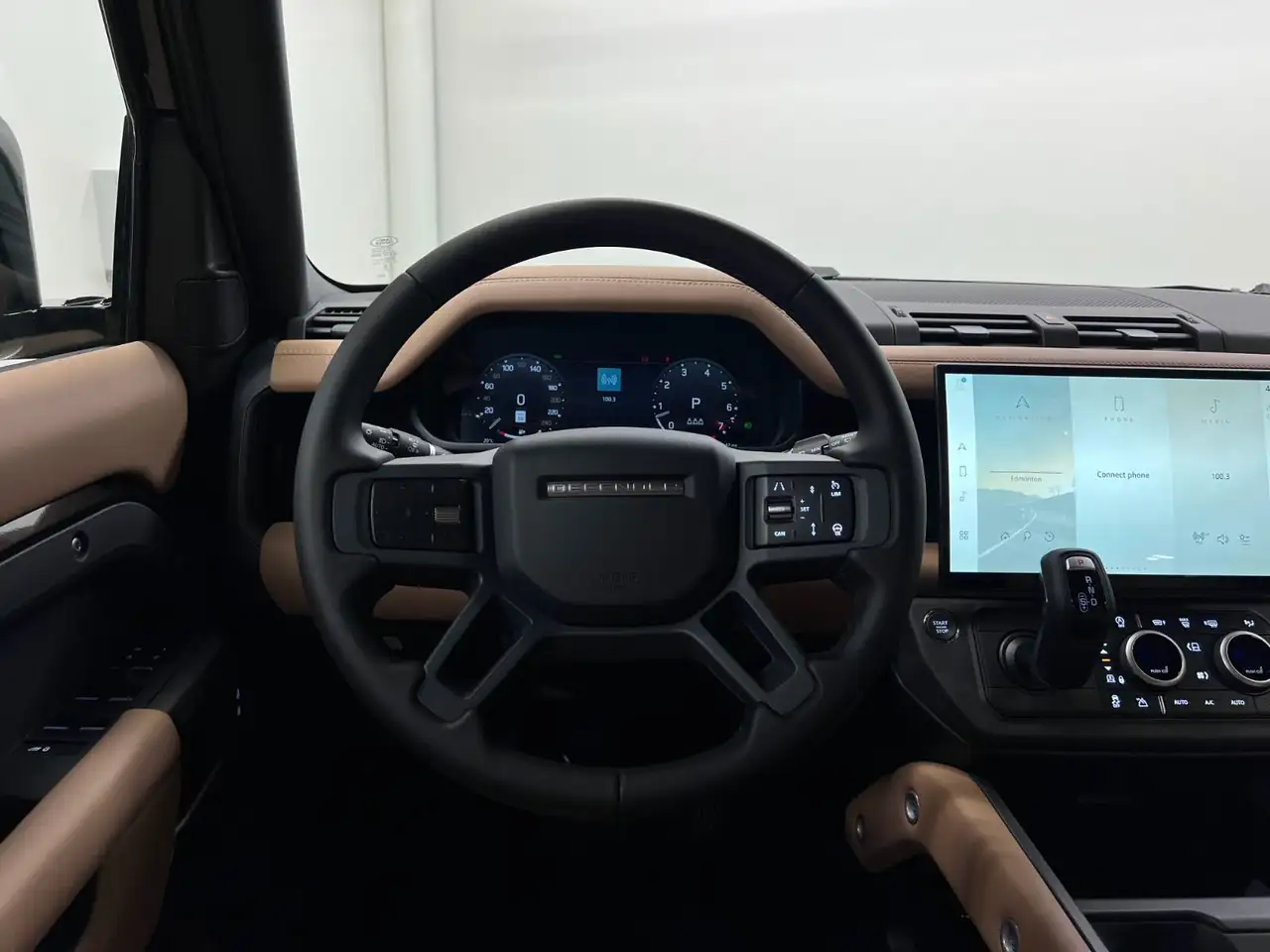 Land Rover Defender снимка Land Rover Defender
