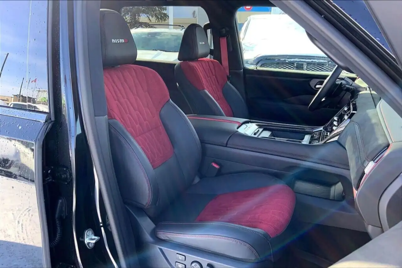 Nissan Armada photo Nissan Armada