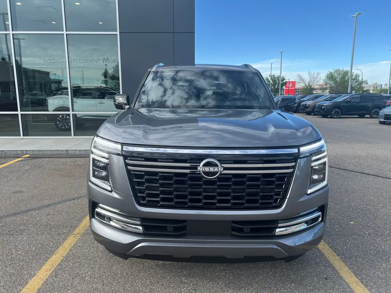 Nissan Armada снимка Nissan Armada