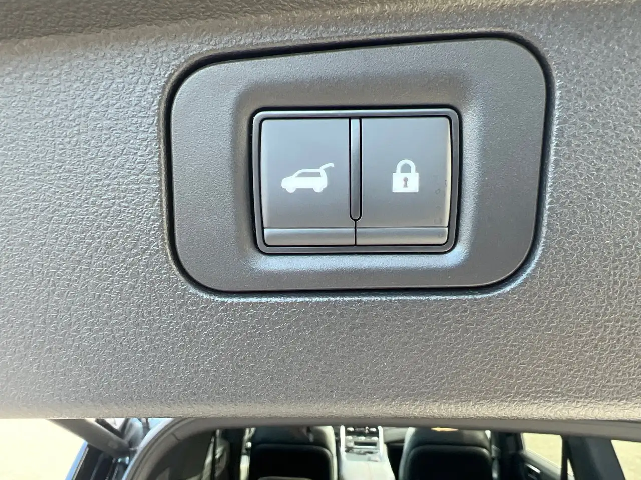 Nissan Armada снимка Nissan Armada